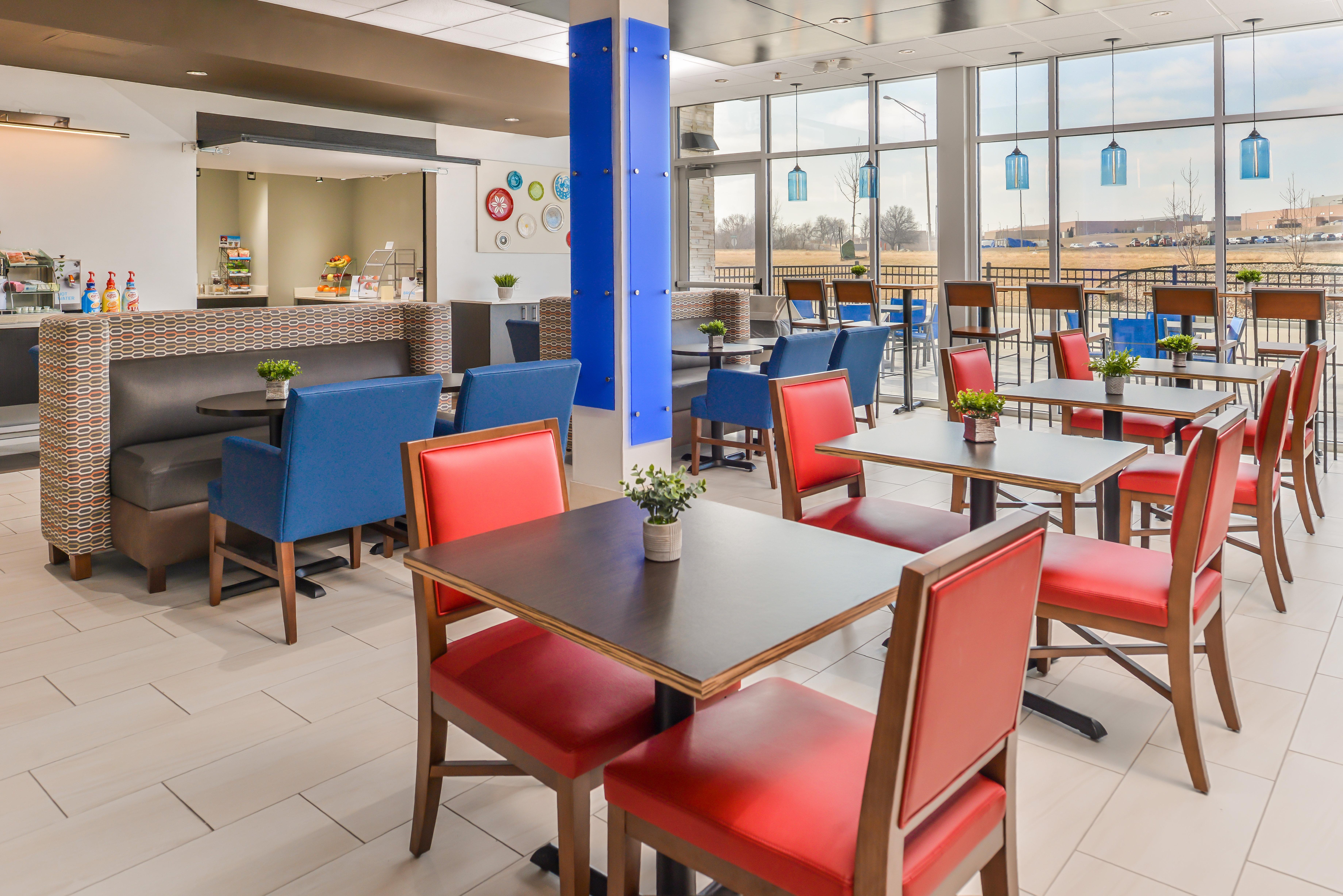 Holiday Inn Express & Suites - Kansas City - Lee'S Summit By Ihg Εξωτερικό φωτογραφία